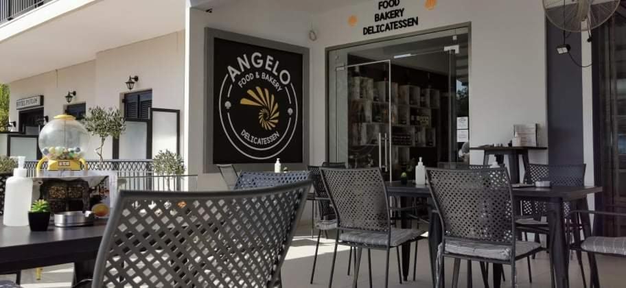 Angelo Cafe Hotel Toló Kültér fotó